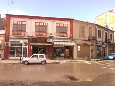 Äldre hus som används.