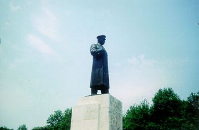 Stalin, en av historiens värsta tyranner, stod staty här under kommunisttiden.